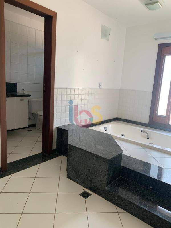 Casa à venda com 4 quartos, 300m² - Foto 16