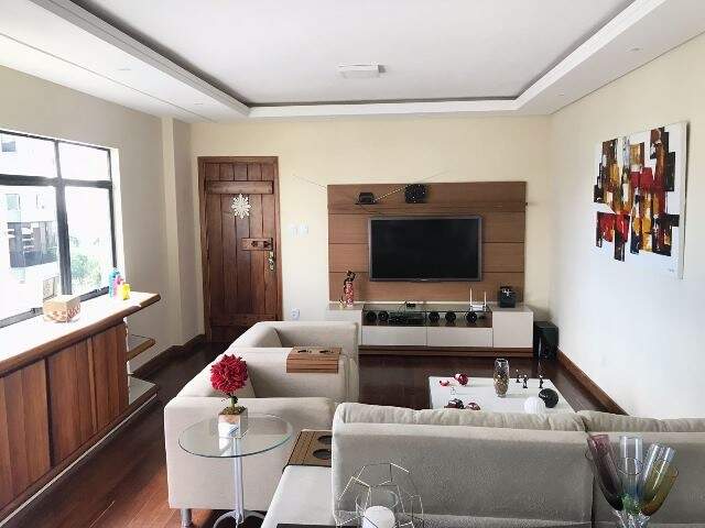 Apartamento à venda com 2 quartos, 139m² - Foto 1