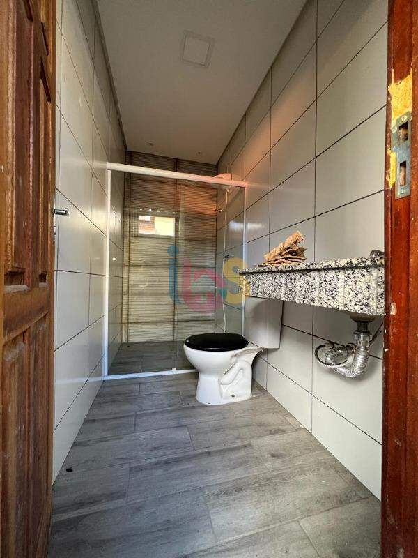 Casa à venda com 4 quartos, 170m² - Foto 17