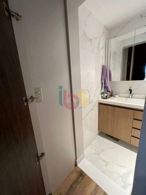 Apartamento à venda com 2 quartos, 80m² - Foto 14