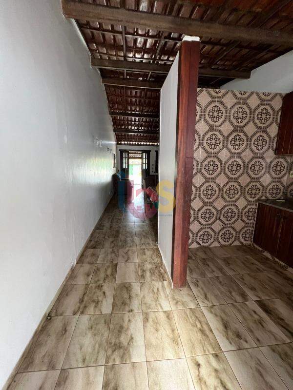 Casa à venda com 6 quartos, 190m² - Foto 10