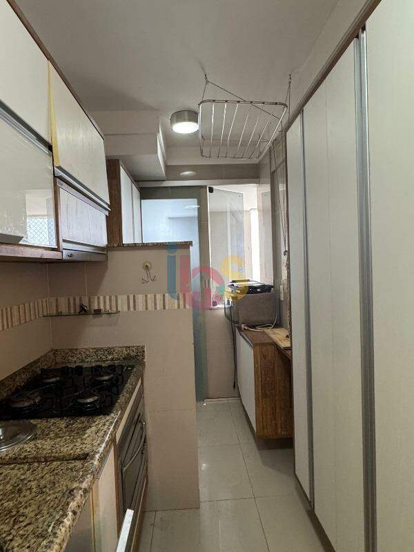 Apartamento para alugar com 2 quartos, 70m² - Foto 15