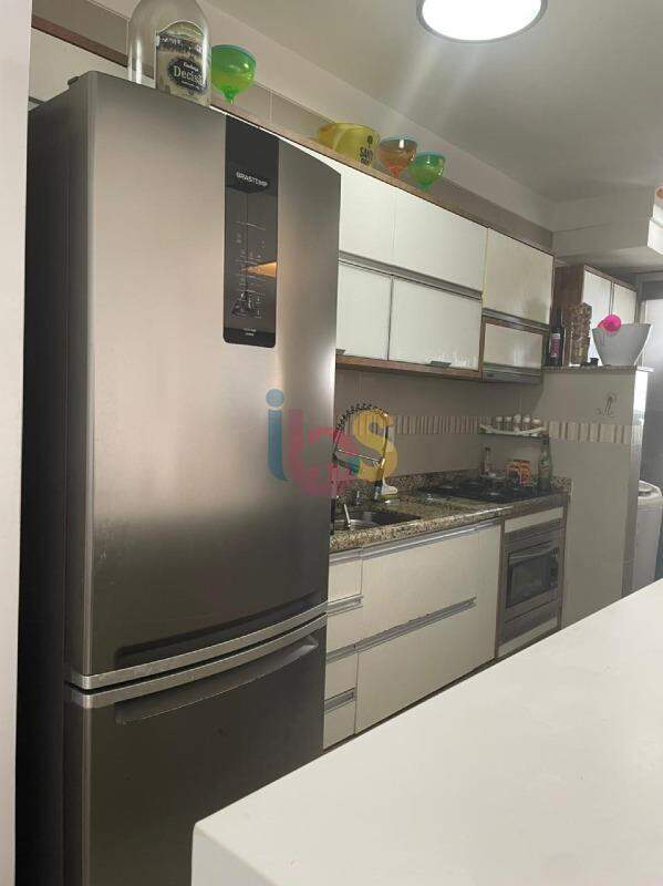 Apartamento para alugar com 2 quartos, 70m² - Foto 13