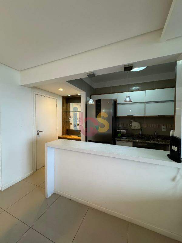 Apartamento para alugar com 2 quartos, 70m² - Foto 12