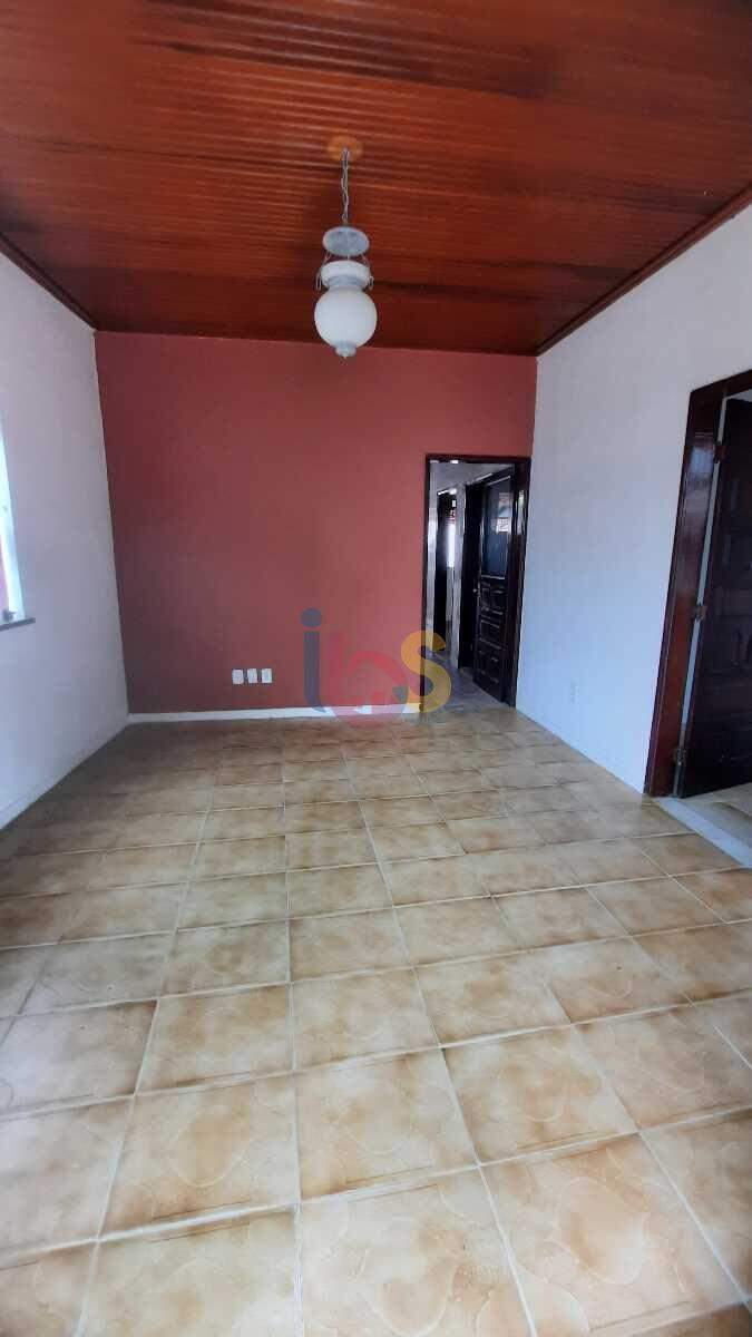 Casa à venda com 3 quartos, 230m² - Foto 9