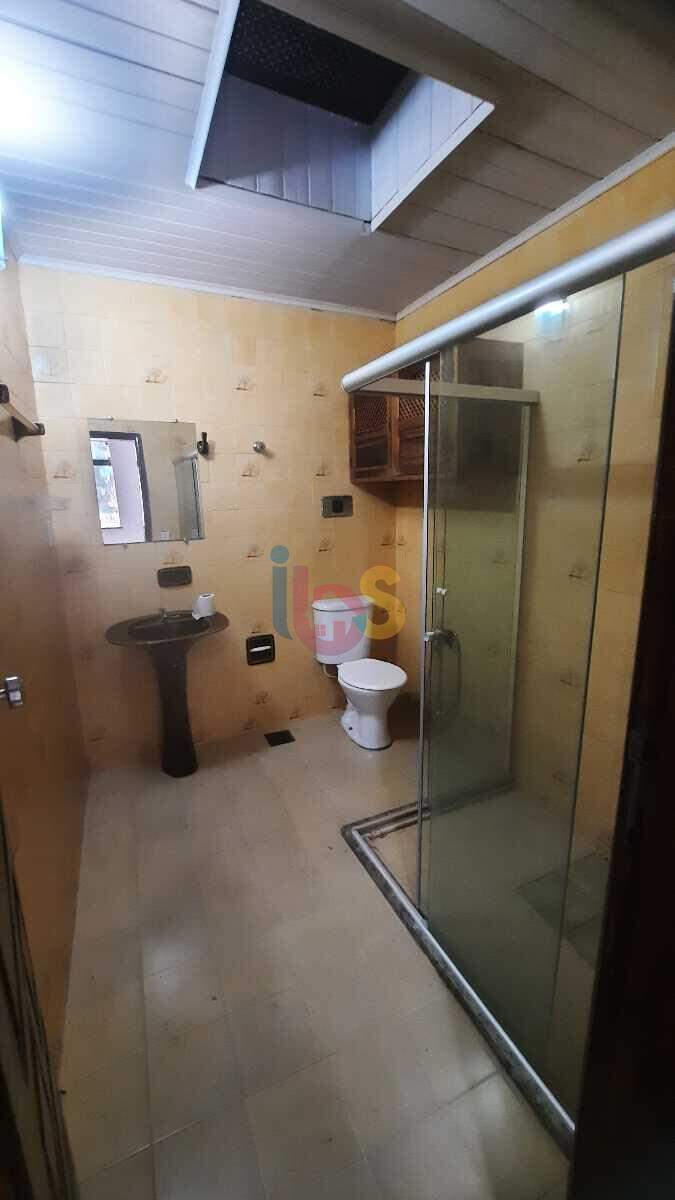 Casa à venda com 3 quartos, 230m² - Foto 8