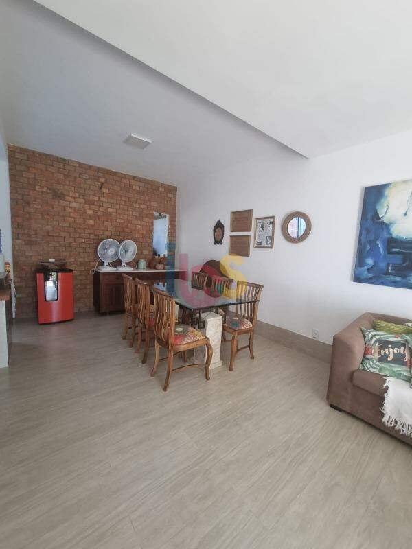 Casa à venda com 3 quartos, 120m² - Foto 10