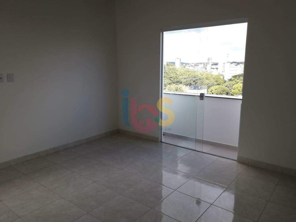 Apartamento à venda com 3 quartos, 120m² - Foto 3