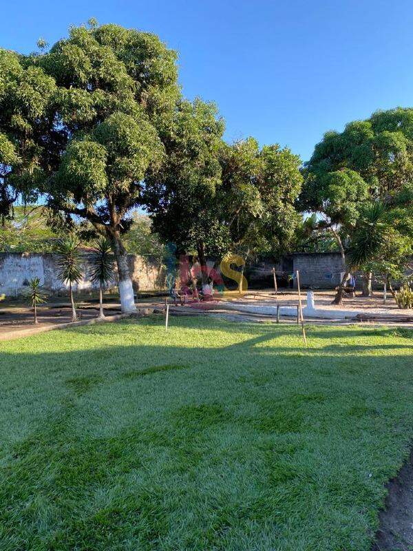 Fazenda à venda com 5 quartos, 200m² - Foto 1