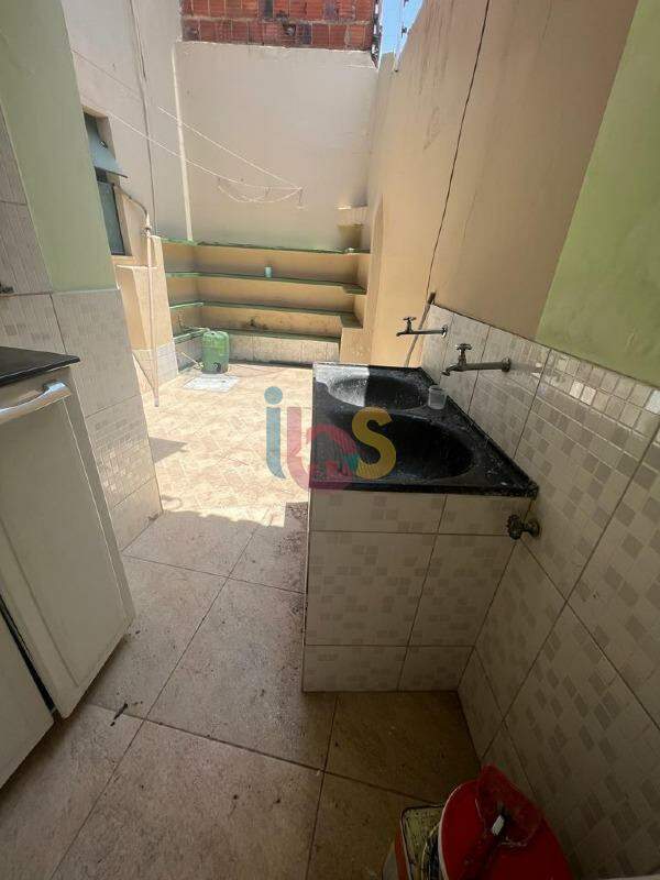 Casa para alugar com 2 quartos, 120m² - Foto 15