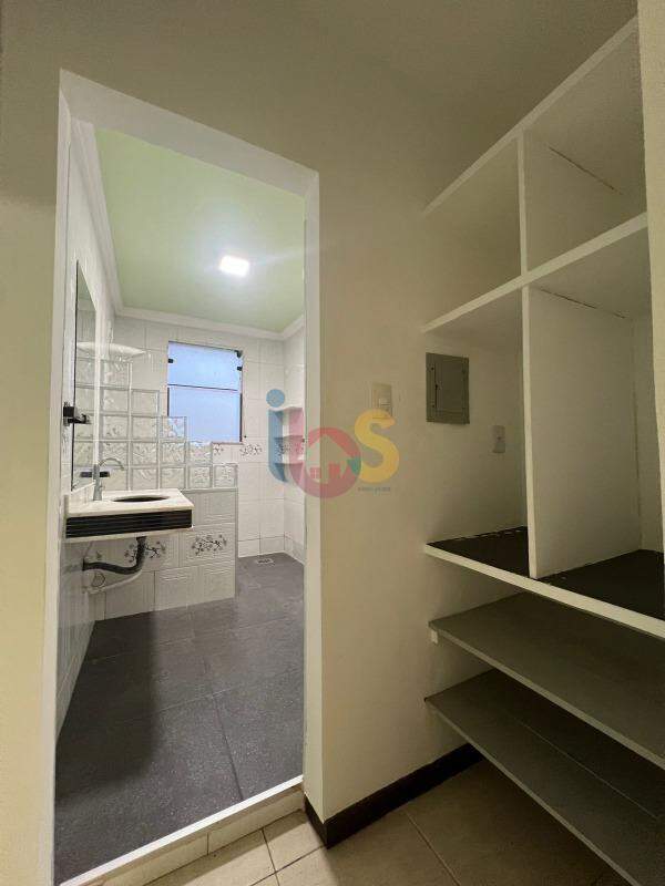 Casa para alugar com 2 quartos, 120m² - Foto 10