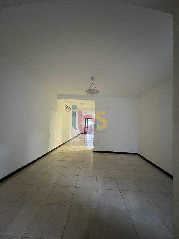 Casa para alugar com 2 quartos, 120m² - Foto 2
