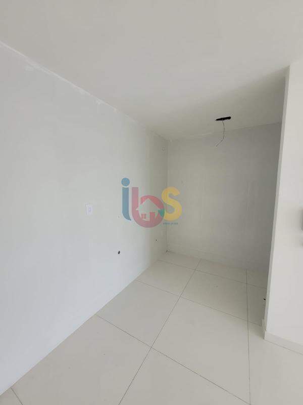 Apartamento à venda com 2 quartos, 68m² - Foto 3