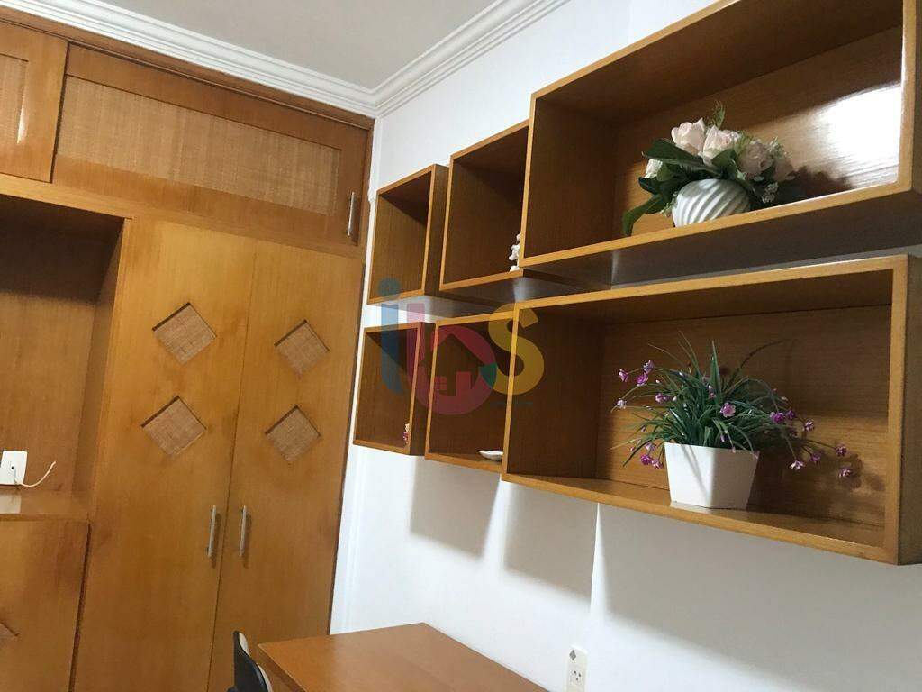 Apartamento à venda com 3 quartos, 180m² - Foto 25