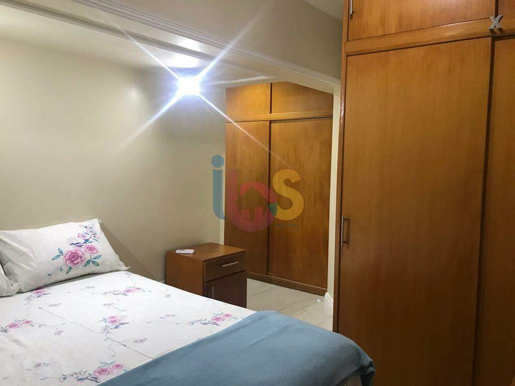 Apartamento à venda com 3 quartos, 180m² - Foto 11