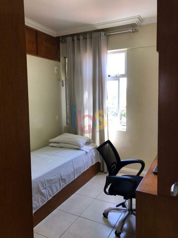 Apartamento à venda com 3 quartos, 180m² - Foto 13