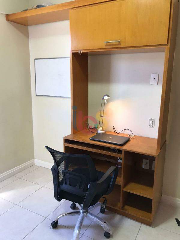 Apartamento à venda com 3 quartos, 180m² - Foto 22