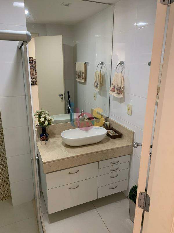 Apartamento à venda com 3 quartos, 87m² - Foto 11