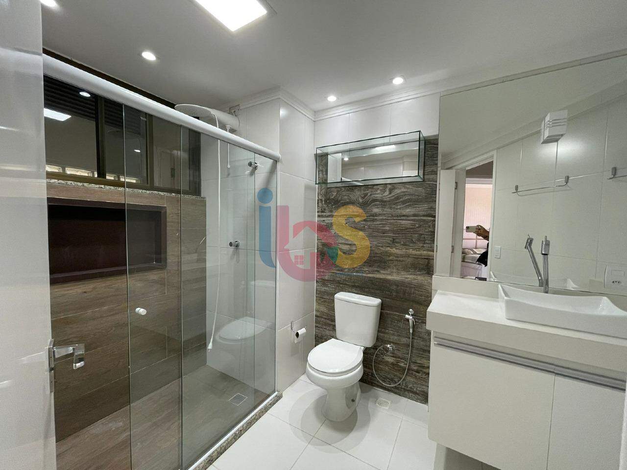 Apartamento para alugar com 3 quartos, 105m² - Foto 17