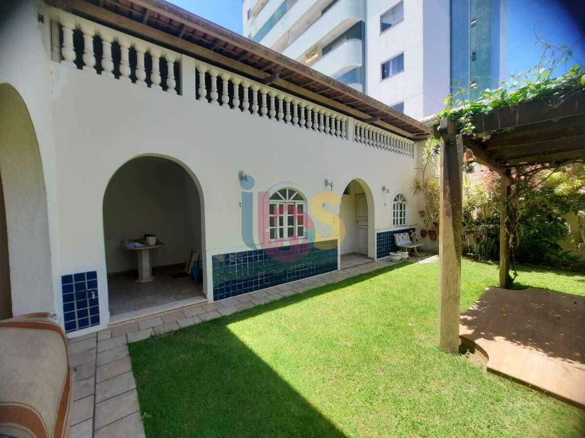 Casa à venda com 4 quartos, 360m² - Foto 4