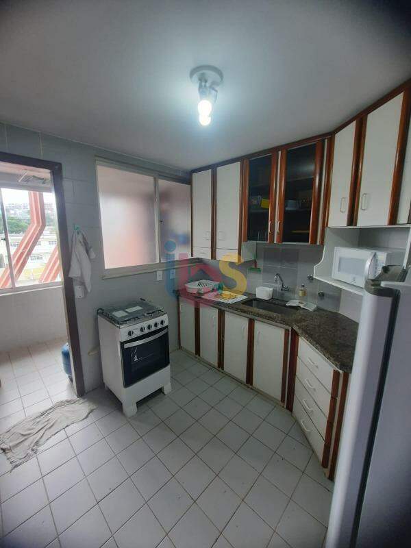 Apartamento à venda com 4 quartos, 146m² - Foto 10