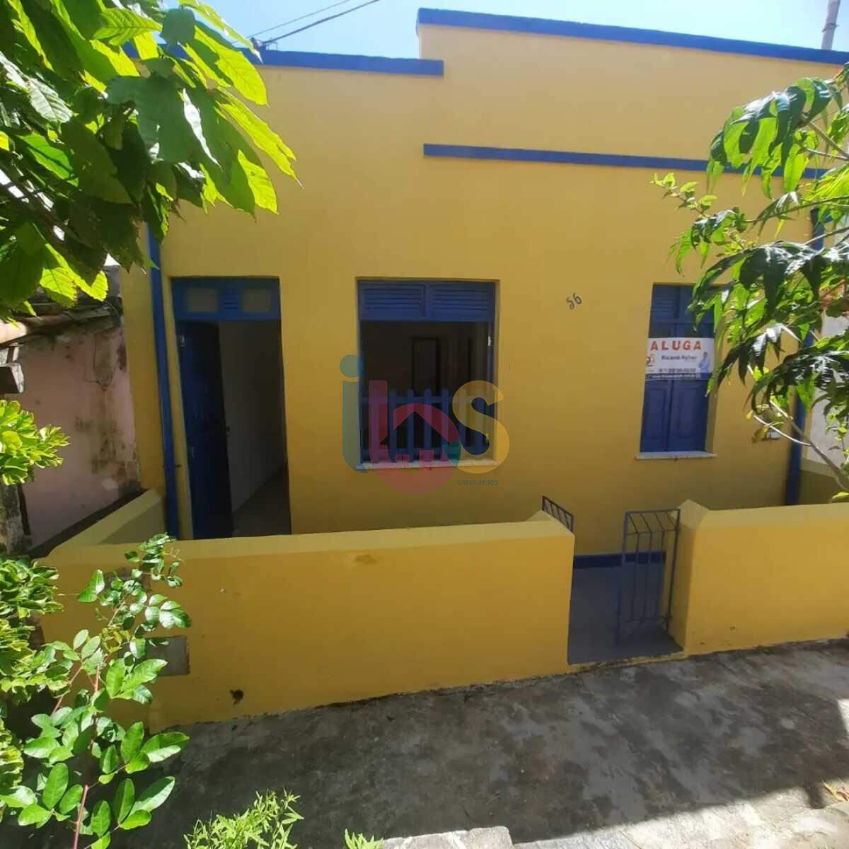 Casa à venda com 3 quartos, 120m² - Foto 2