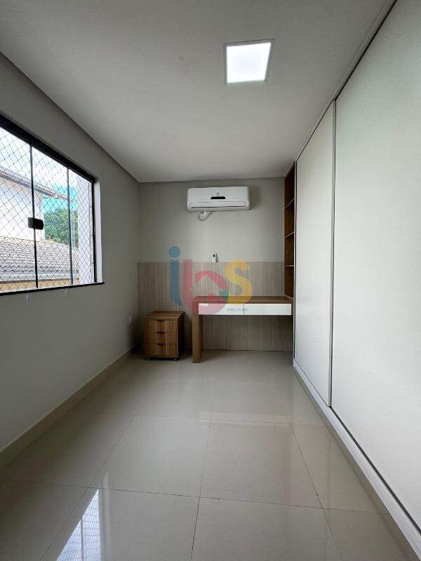 Casa para alugar com 3 quartos, 160m² - Foto 4