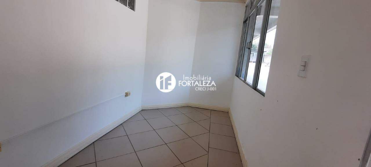Sala para aluguel no Centro: 