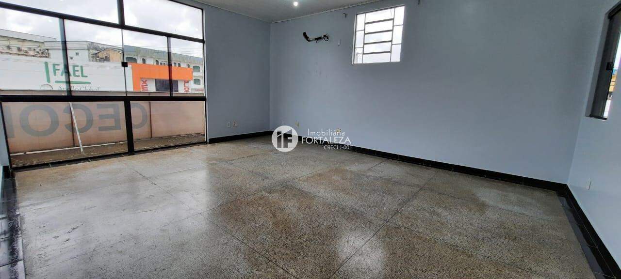 Prédio para aluguel no Centro: 