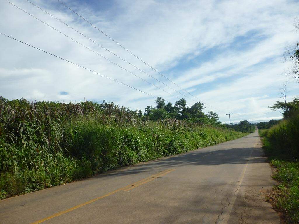 Área à venda no Alto Alegre: 