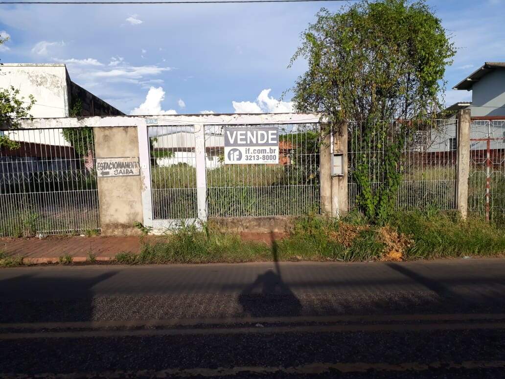 Terreno à venda no Bosque: 