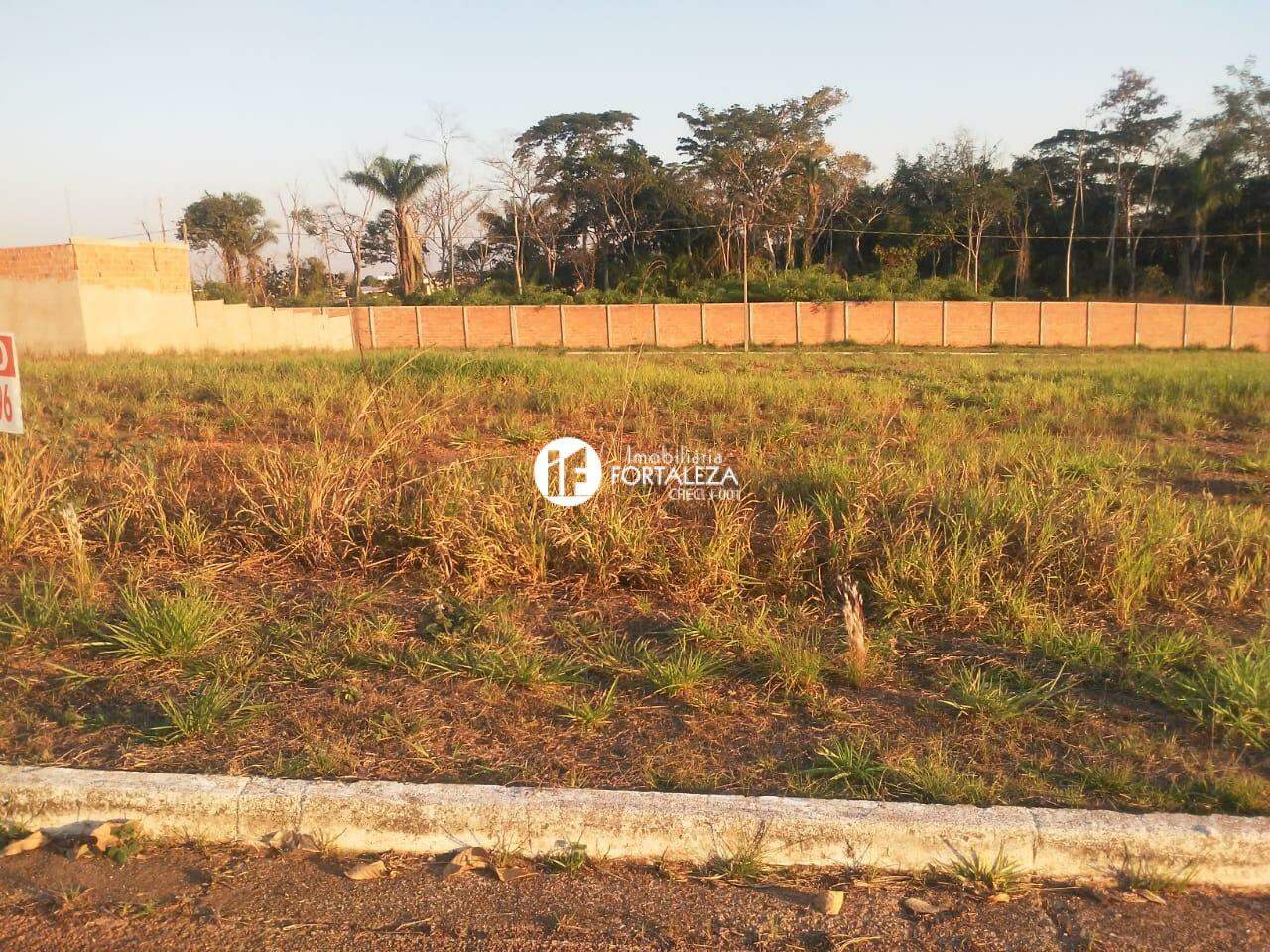 Terreno à venda no Portal Ipê: 