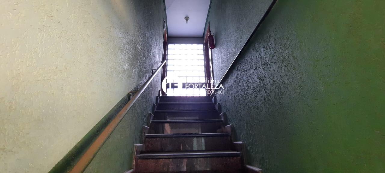 Sala para aluguel no Centro: 