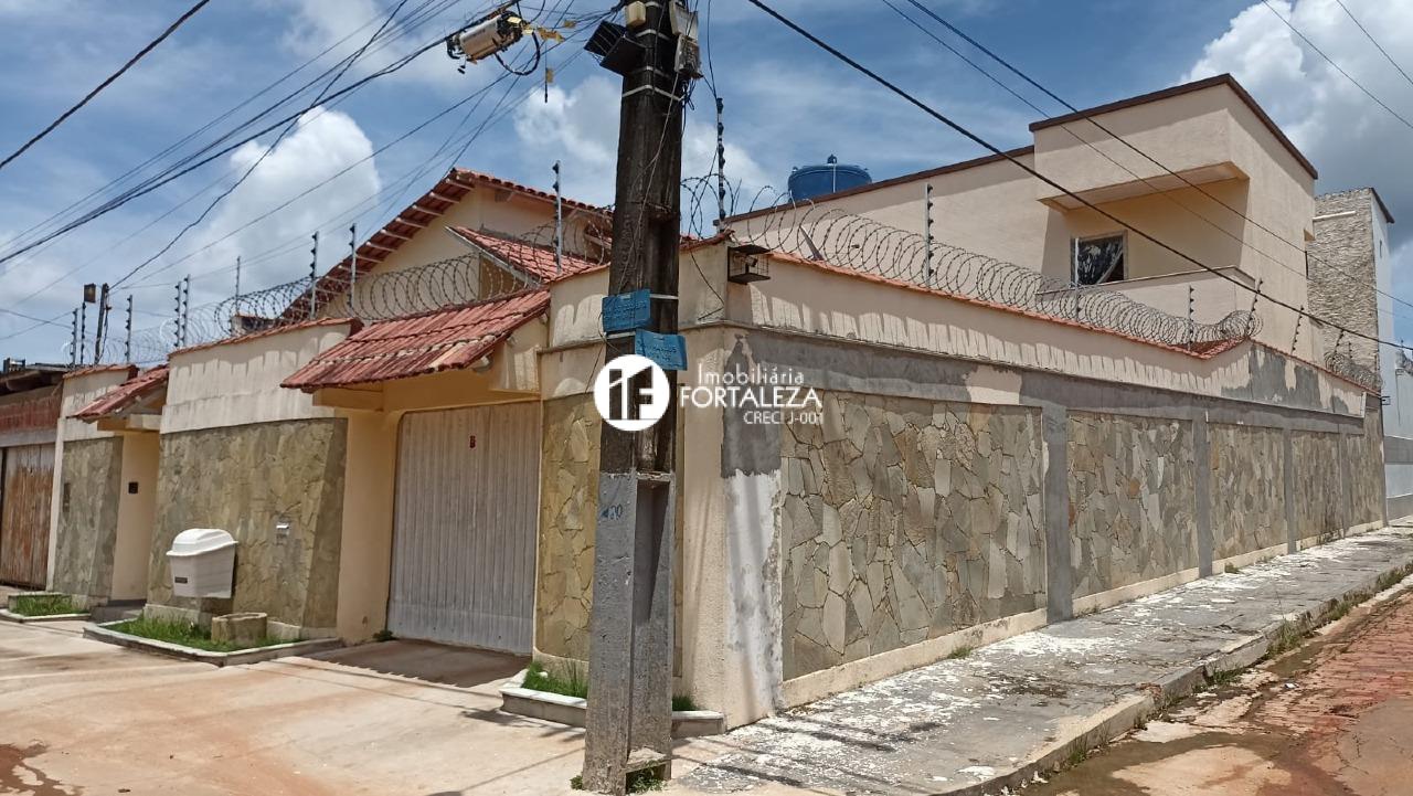 Casa à venda no Xavier Maia: 