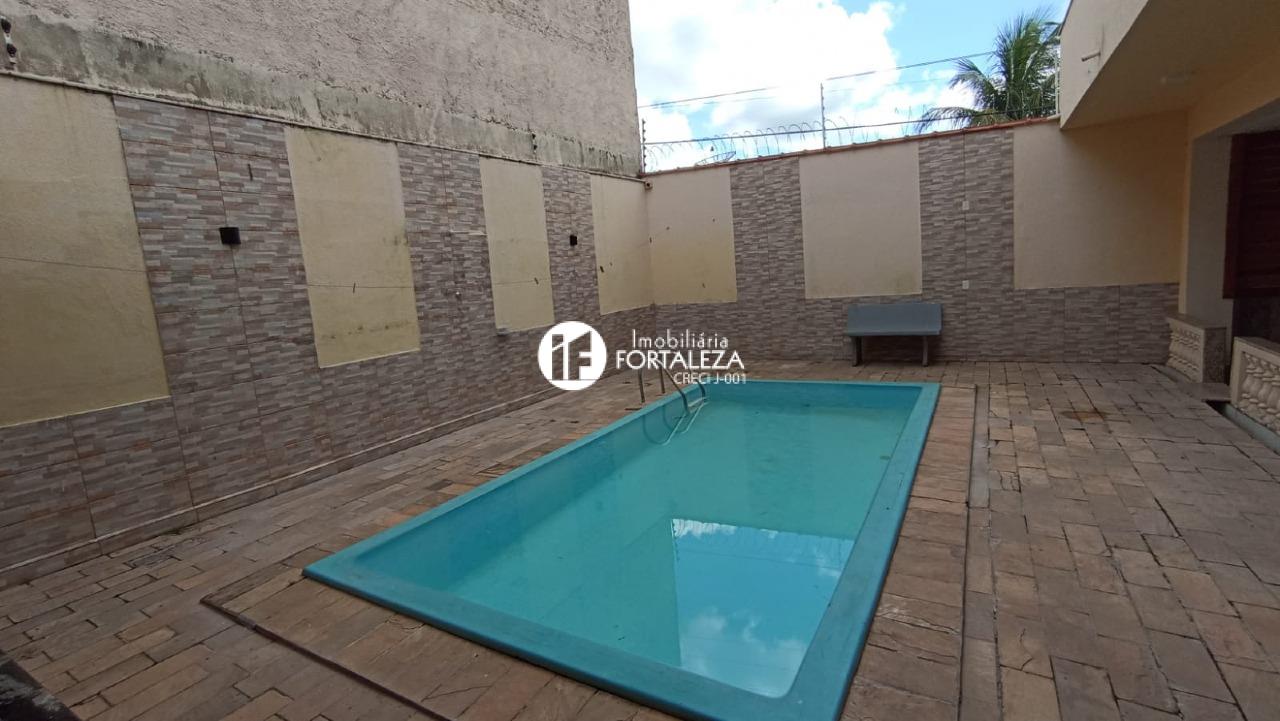 Casa à venda no Xavier Maia: 