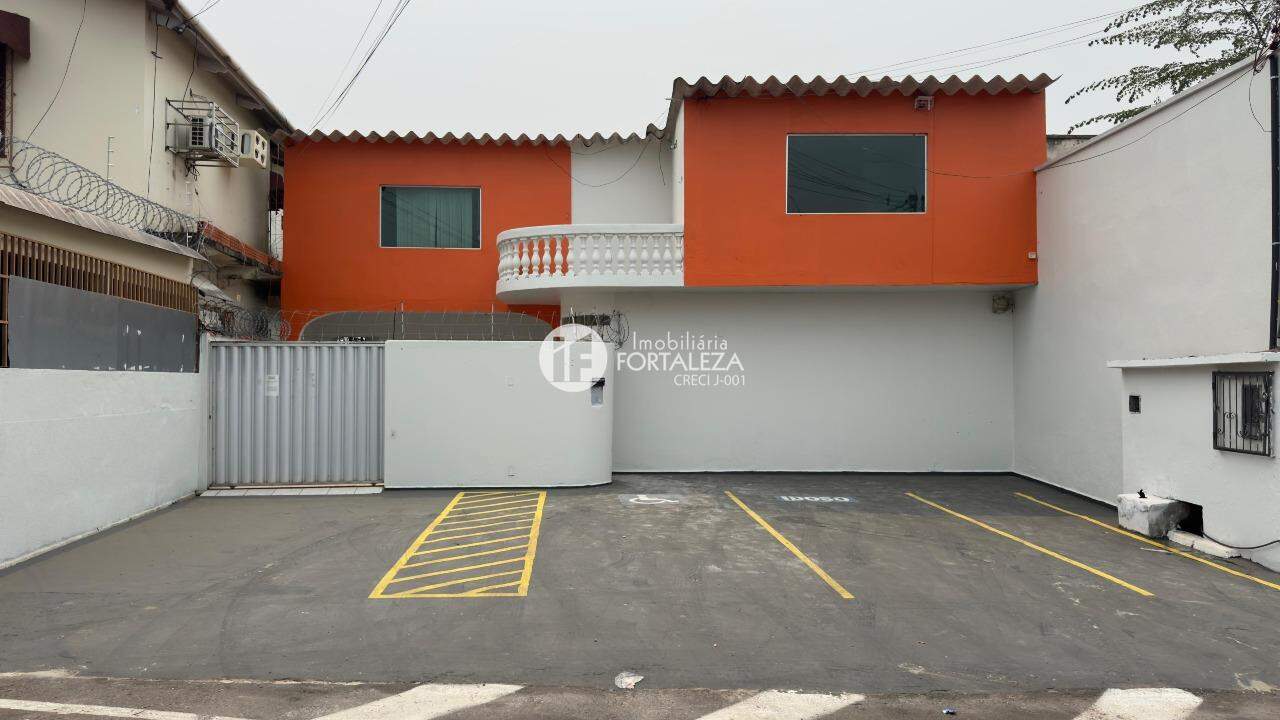 Casa Comercial para aluguel no Bosque: 