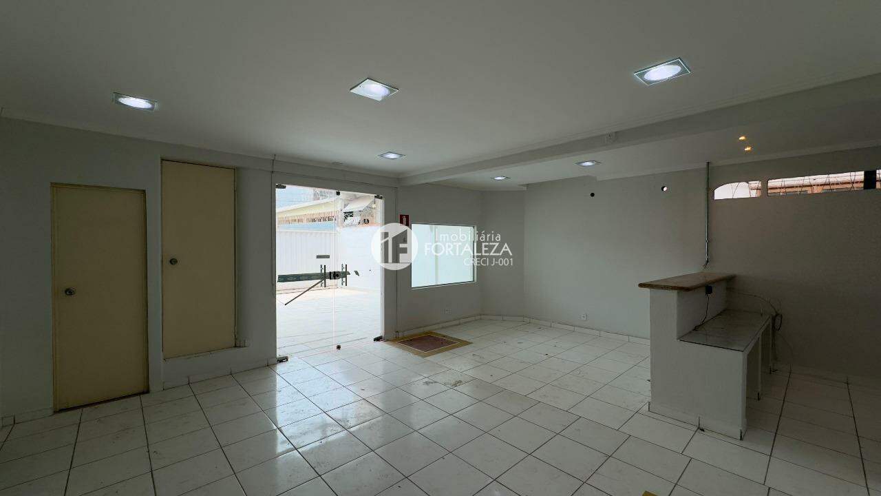 Casa Comercial para aluguel no Bosque: 