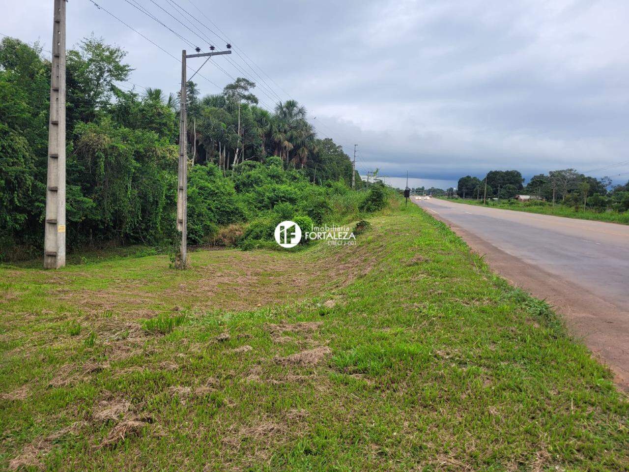 Chácara à venda no Vila Santa Cecília: 