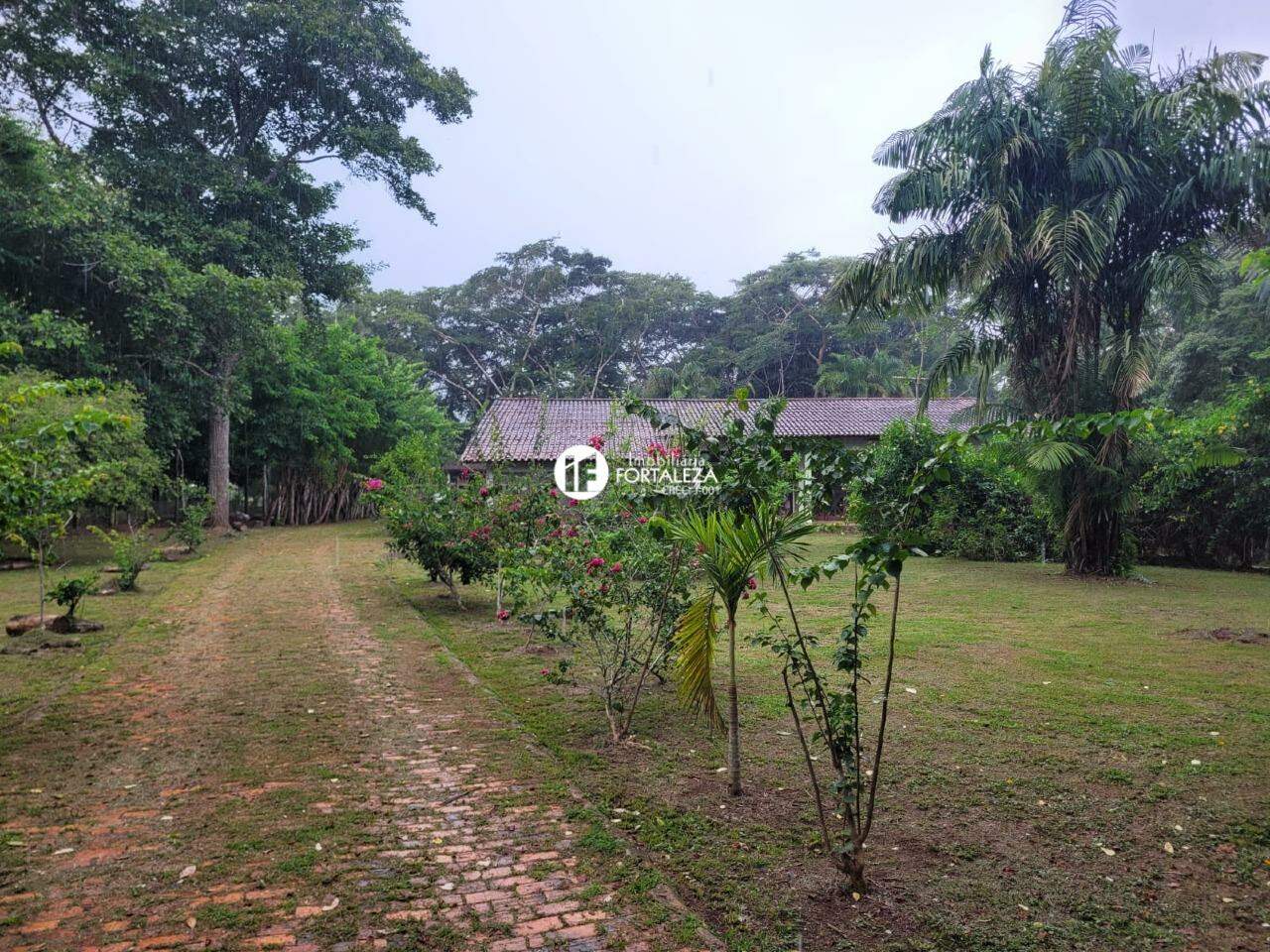 Chácara à venda no Vila Santa Cecília: 