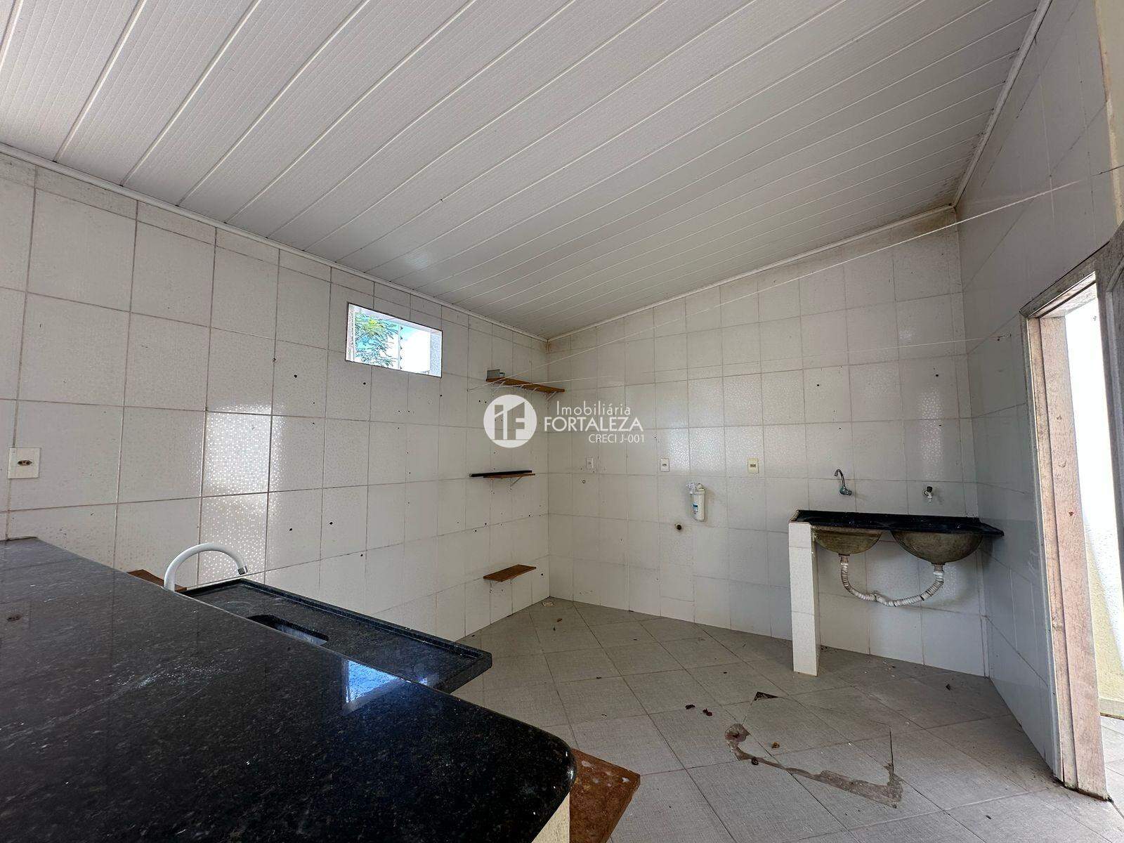 Casa à venda no Jardim Tropical:
