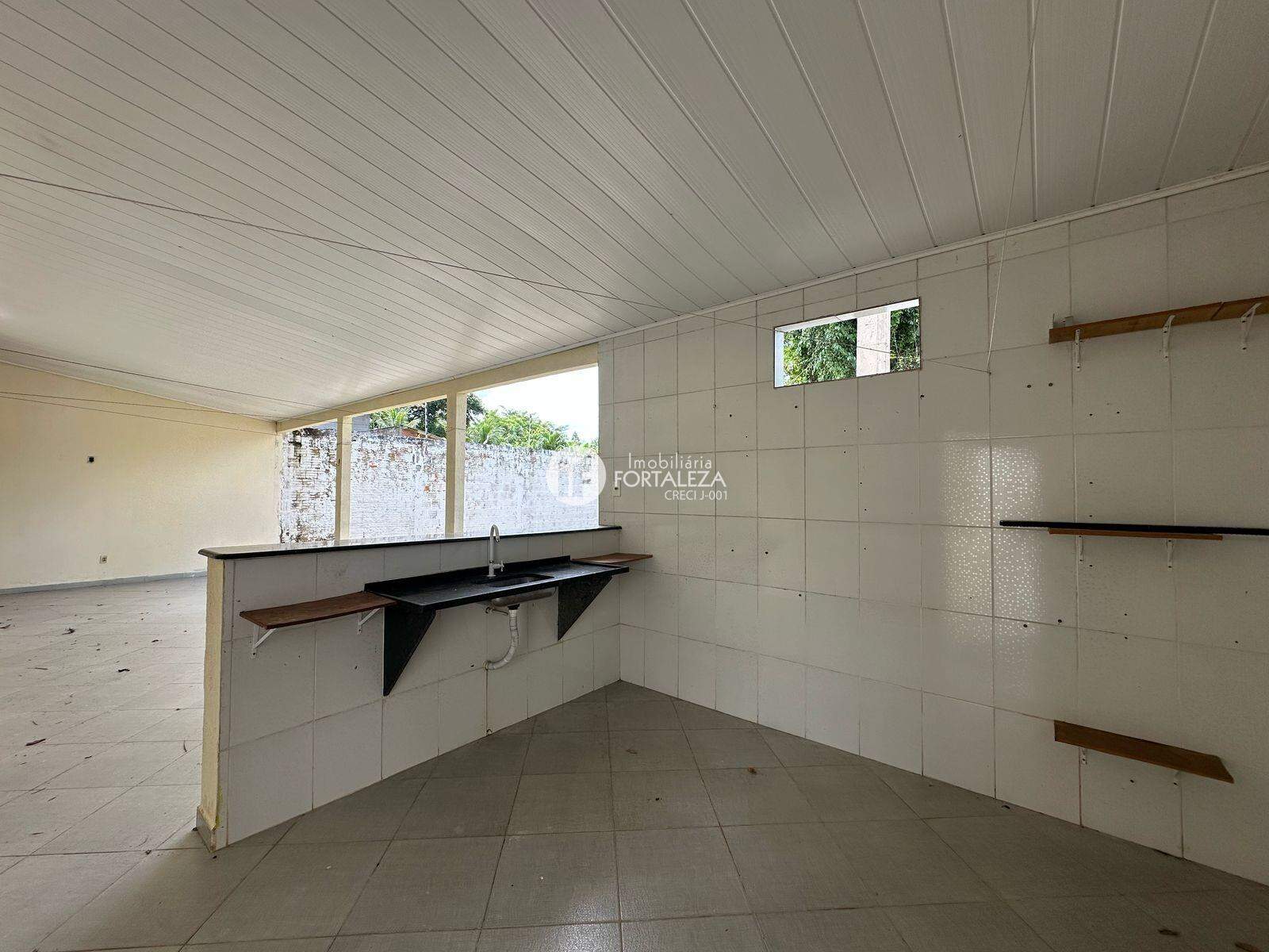 Casa à venda no Jardim Tropical: 