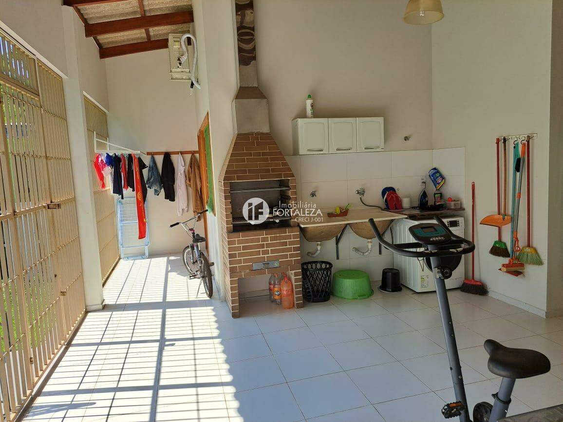 Casa à venda no Vila Ivonete: 