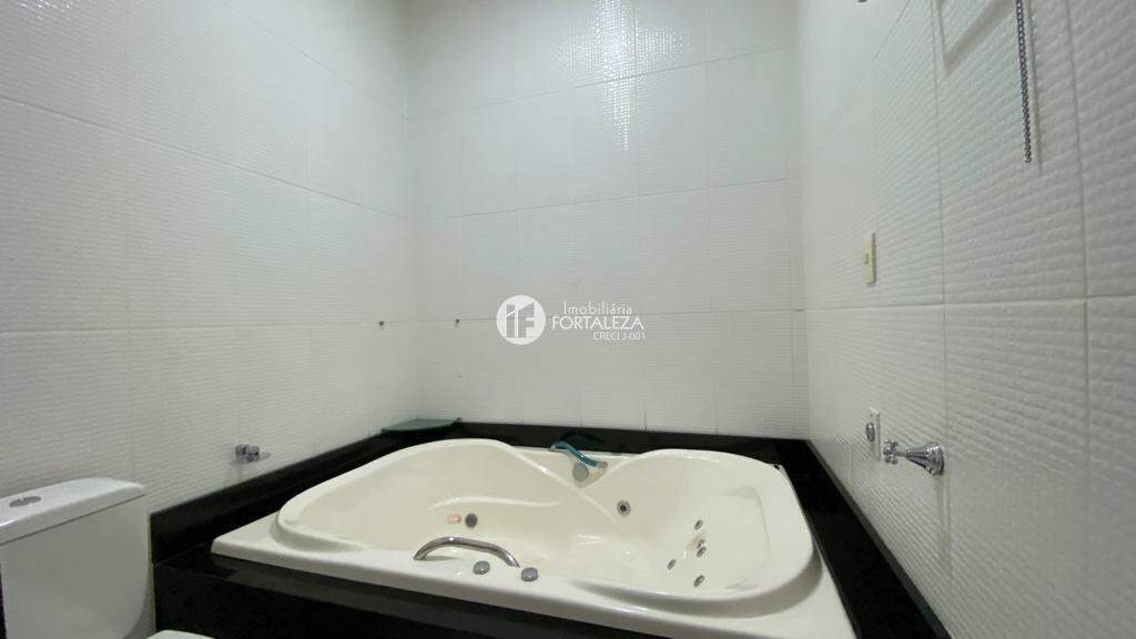 Casa à venda no Conjunto Paulo César de Oliveira: 