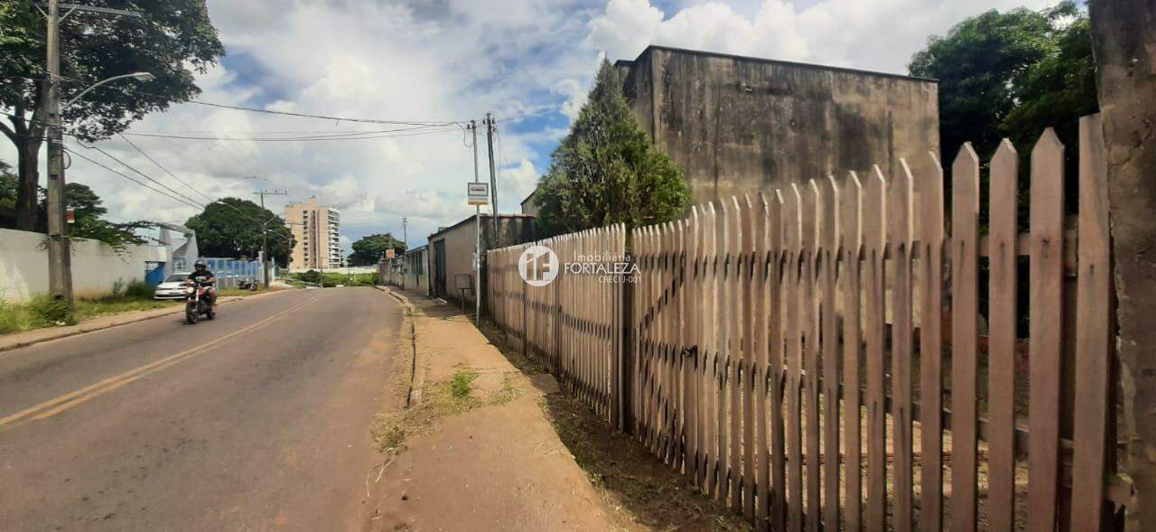Terreno à venda no Isaura Parente: 