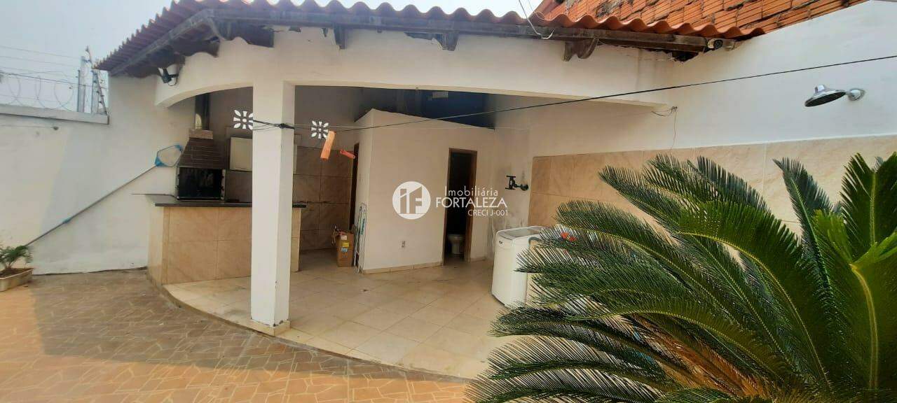 Casa Residencial para aluguel no Conjunto Esperança: 