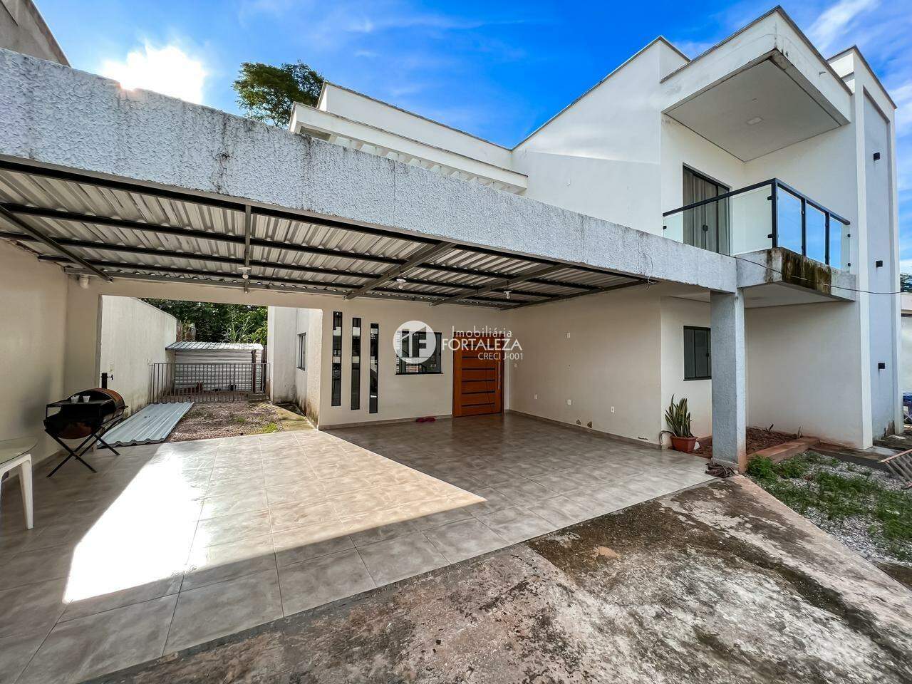 Casa Residencial à venda no Conjunto Mariana: 