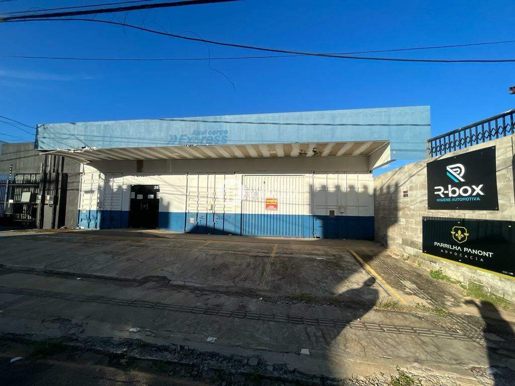 Loja para aluguel no Bosque: 