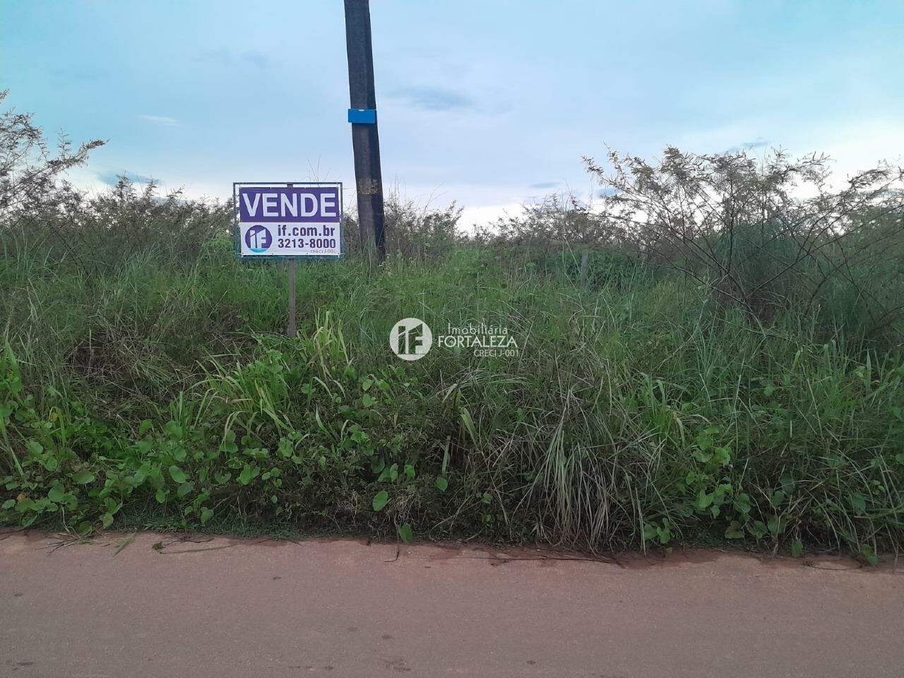 Terreno à venda no Conjunto Universitário: 