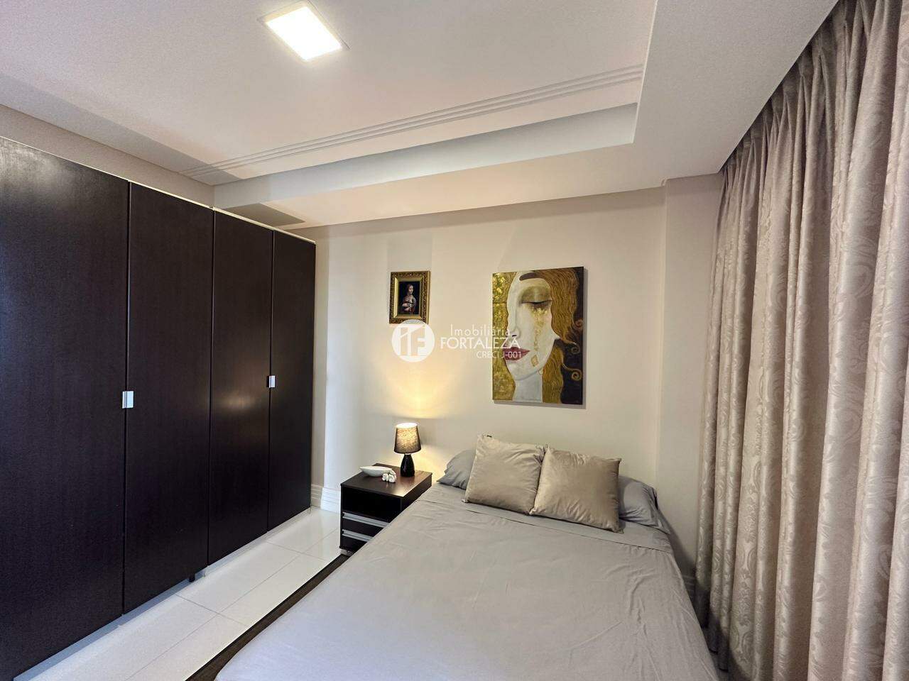 Apartamento à venda no Floresta: