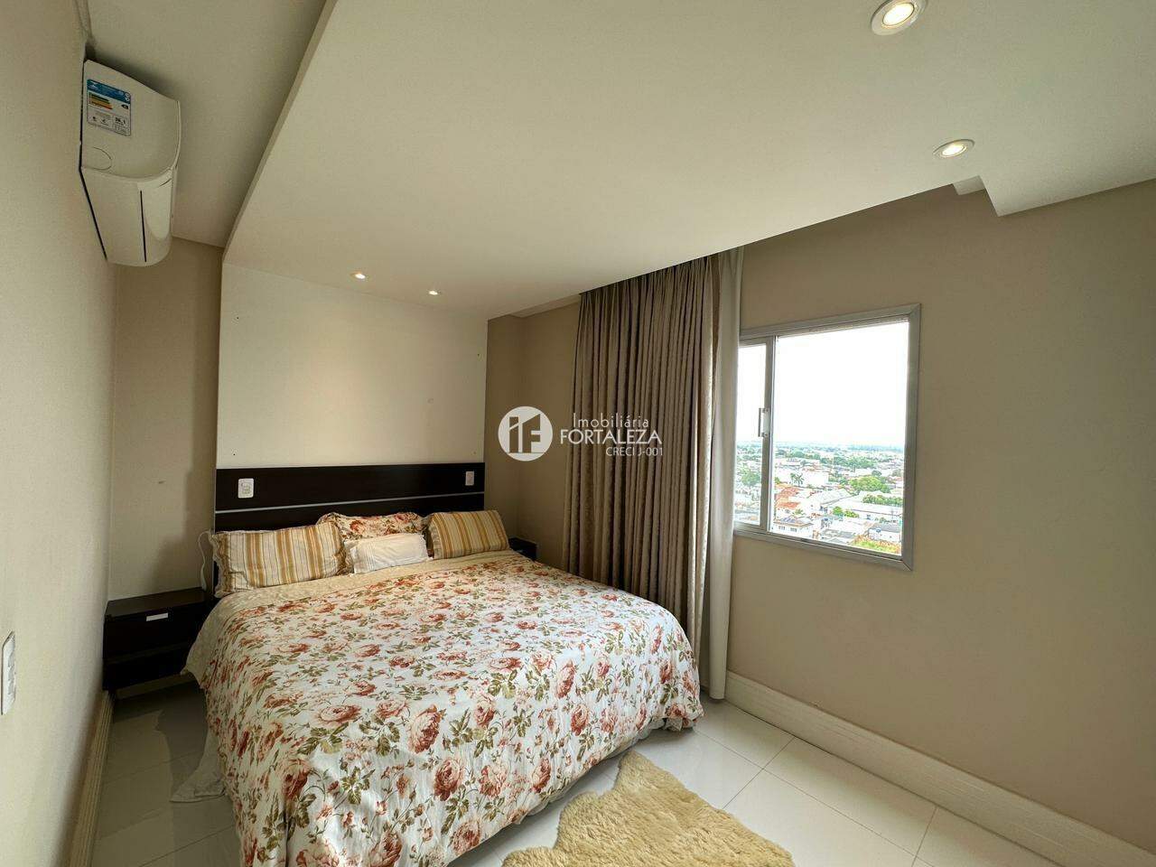 Apartamento à venda no Floresta: